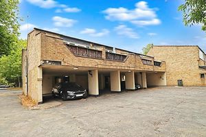 Parking- click for photo gallery